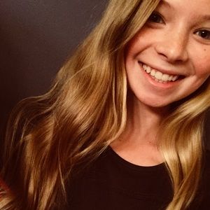 Meet your Posher, Caroline